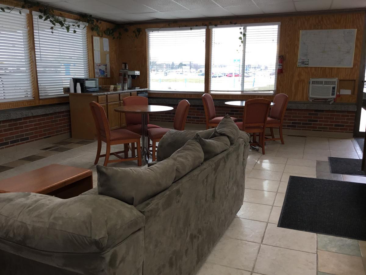 Budget Inn Motel Storm Lake Exteriér fotografie